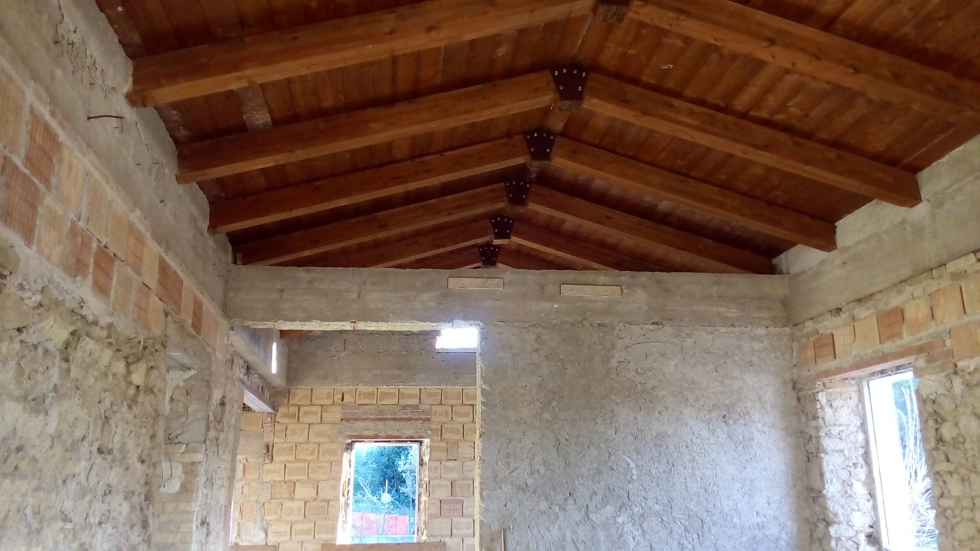 Casa indipendente in vendita a Ascoli Piceno, Monticelli Alto