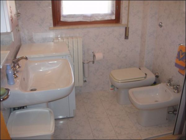 Appartamento in vendita a Ascoli Piceno, Zone Collinari