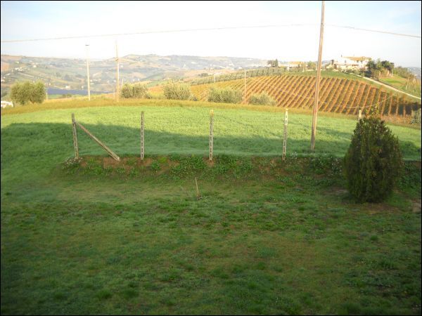 Casa colonica in vendita a Castel di Lama, alta, collina