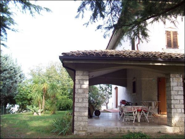 Casa indipendente in vendita a Ascoli Piceno, P.ta Maggiore