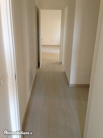 Appartamento in vendita a Alba Adriatica, Centrale