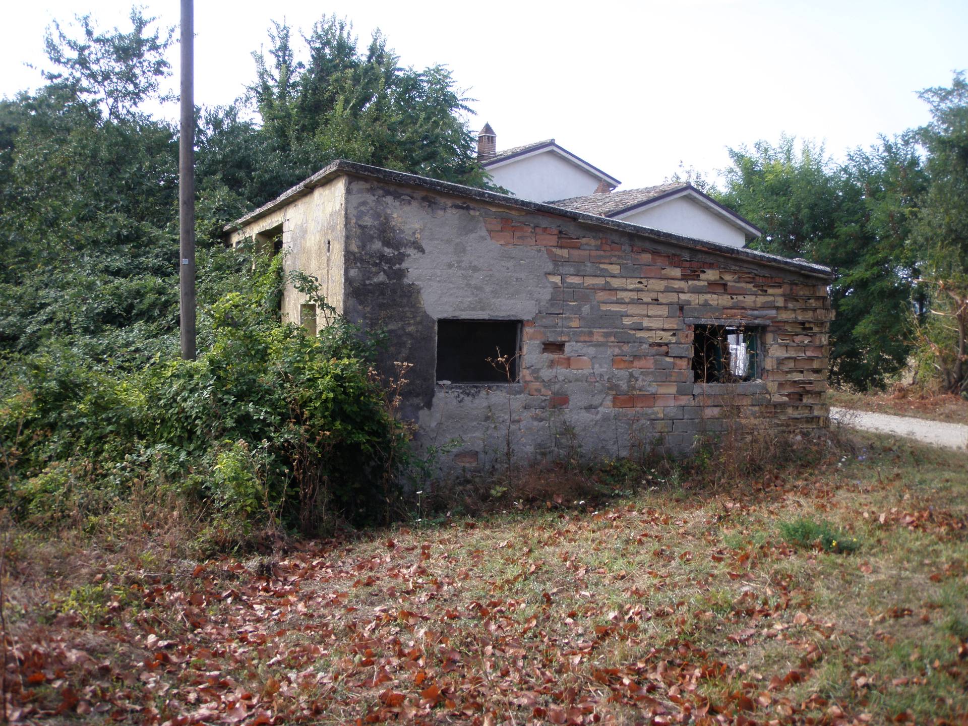 Casa indipendente in vendita a Rotella, Poggio Canoso