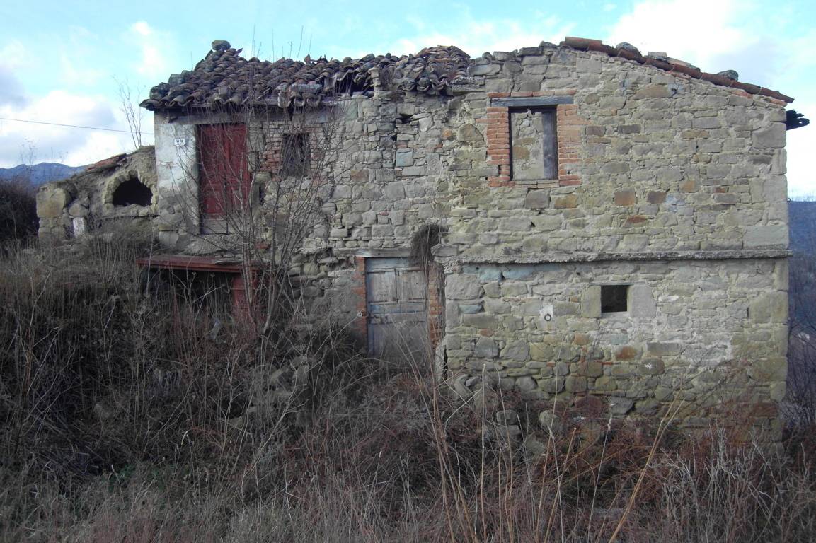 Casa colonica in vendita a Roccafluvione