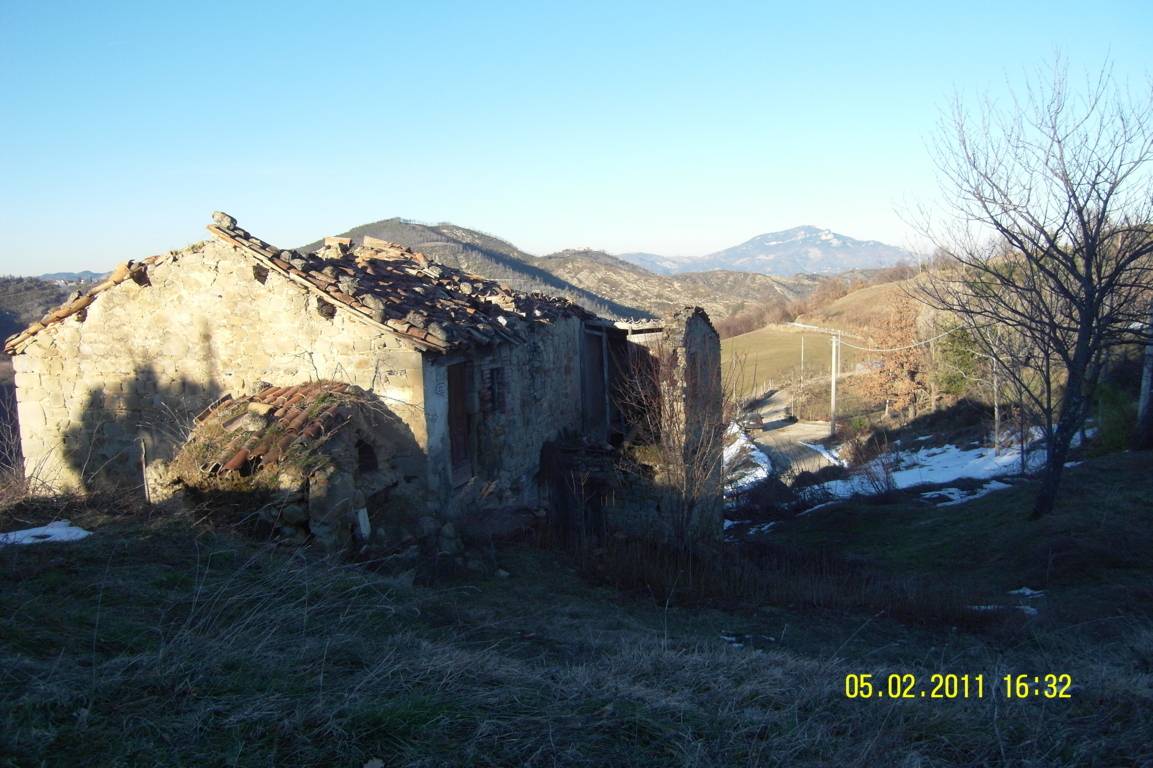 Casa colonica in vendita a Roccafluvione