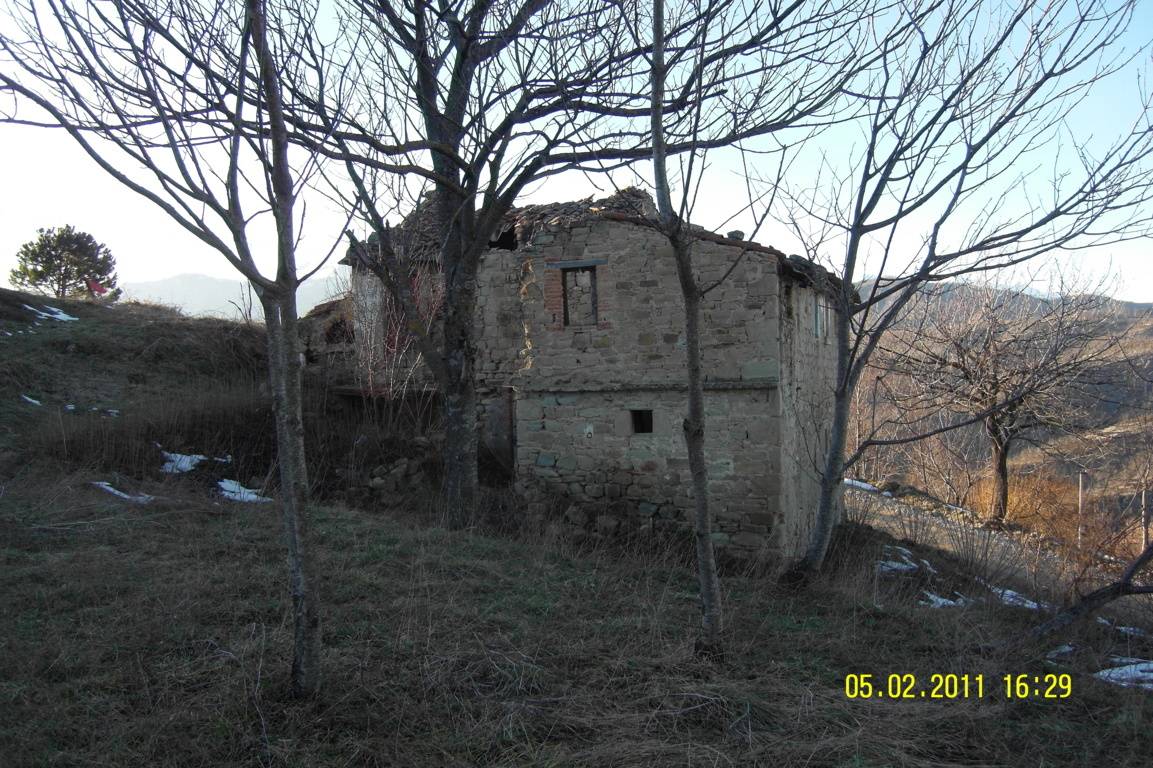 Casa colonica in vendita a Roccafluvione