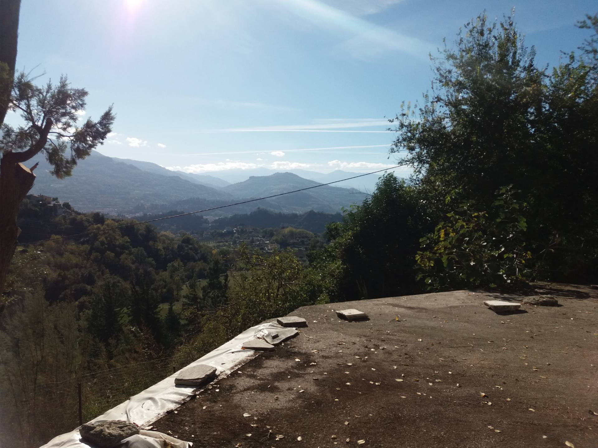 Casa indipendente in vendita a Ascoli Piceno, Valle Fiorana