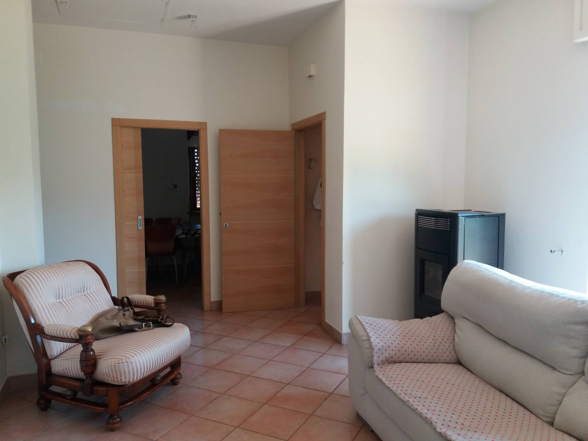 Casa singola in vendita a Ascoli Piceno, Venagrande