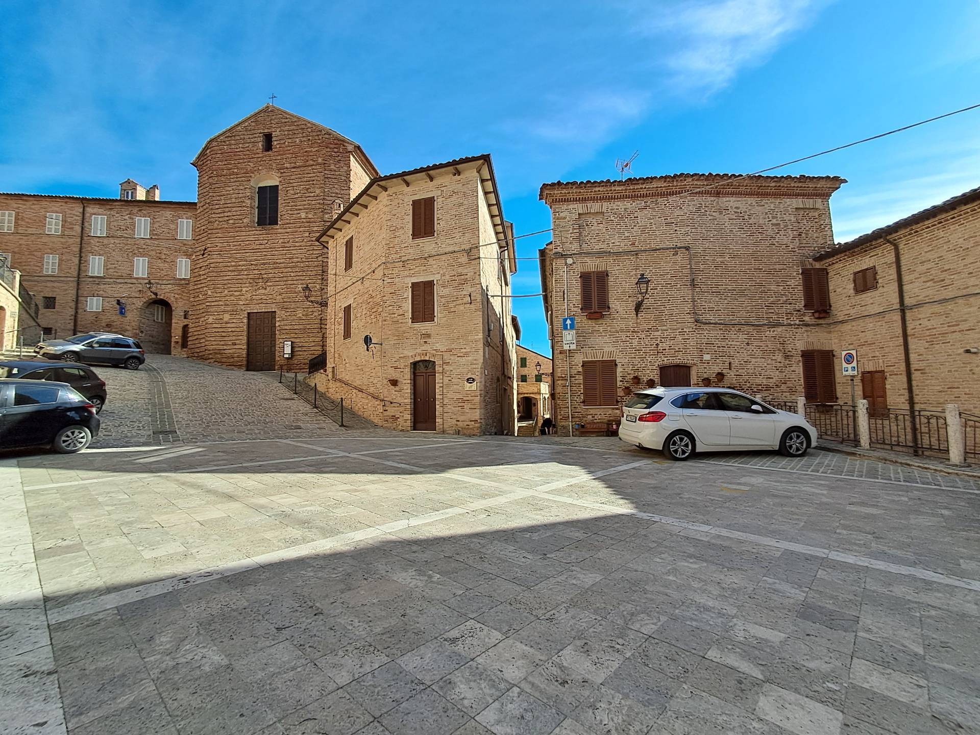 Casa indipendente in vendita a Montedinove