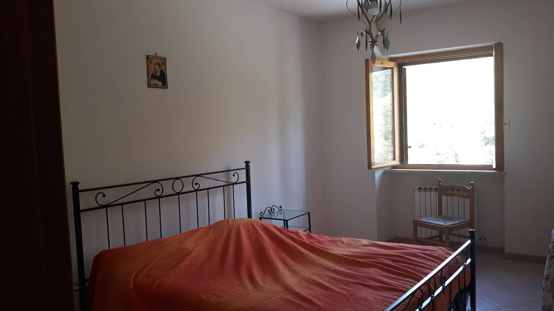 Casa indipendente in vendita a Ascoli Piceno, Zone Collinari