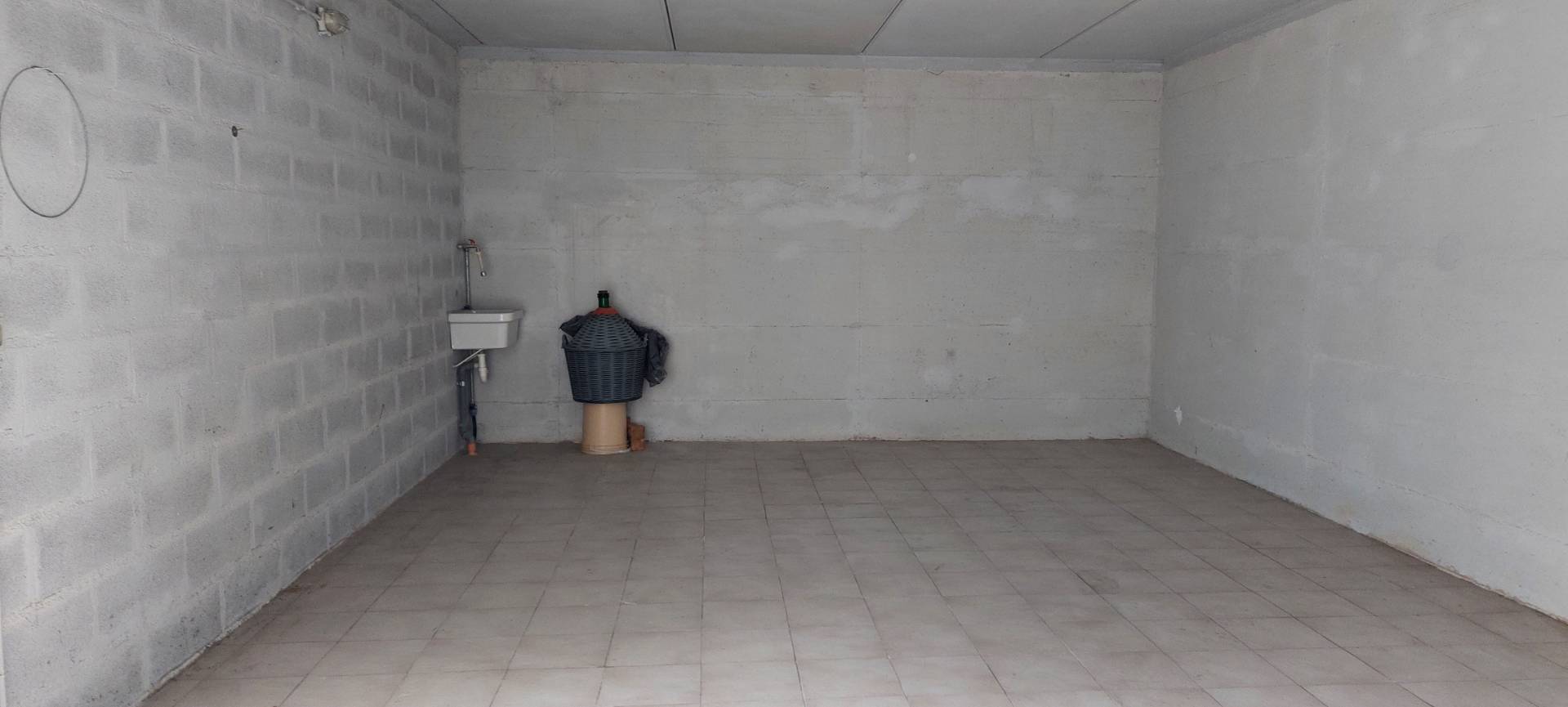 Garage in vendita a Ascoli Piceno, P.ta Cappuccina