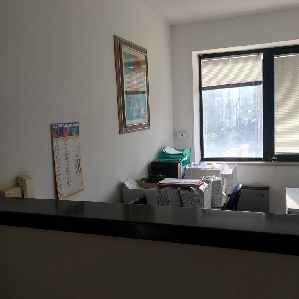 Studio/Ufficio in vendita a Ascoli Piceno, V.le del Commercio