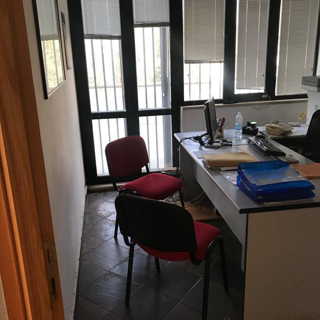 Studio/Ufficio in vendita a Ascoli Piceno, V.le del Commercio