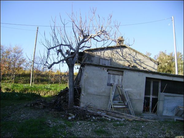 Casa colonica in vendita a Ascoli Piceno, Poggio di Bretta