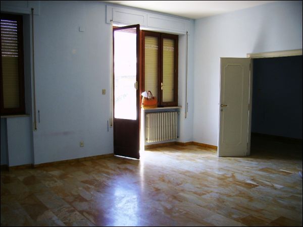 Appartamento in vendita a Ascoli Piceno, Centro