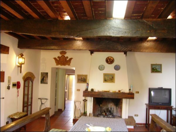 Casa colonica in vendita a Civitella del Tronto