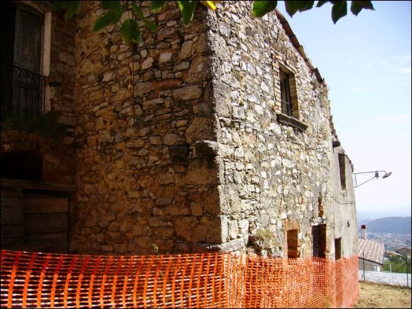 Casa colonica in vendita a Folignano