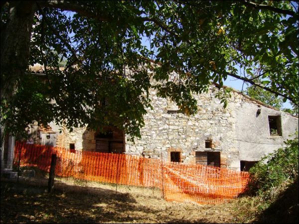 Casa colonica in vendita a Folignano