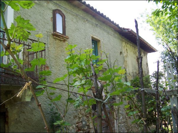 Casa colonica in vendita a Folignano