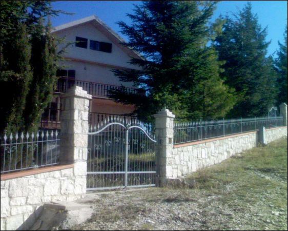 Casa indipendente in vendita a Valle Castellana