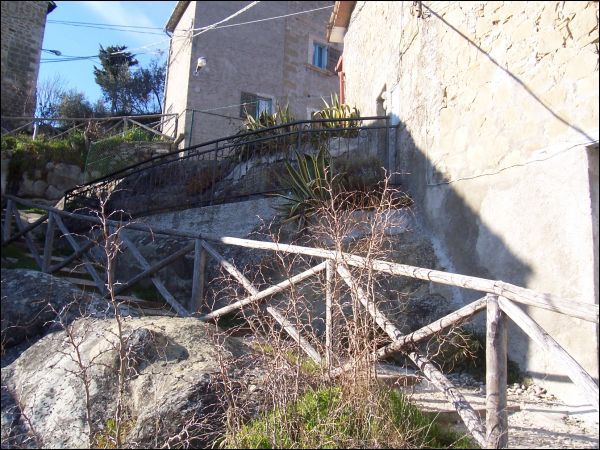 Semindipendente in vendita a Venarotta