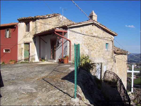 Semindipendente in vendita a Venarotta