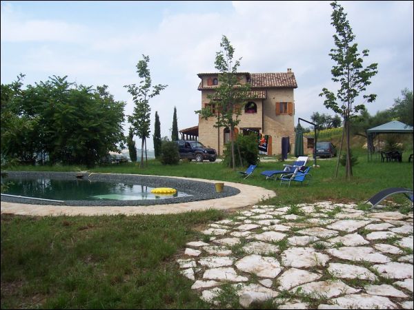 Casa colonica in vendita a Montedinove