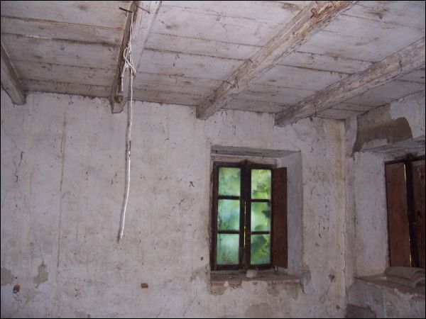 Casa colonica in vendita a Rotella