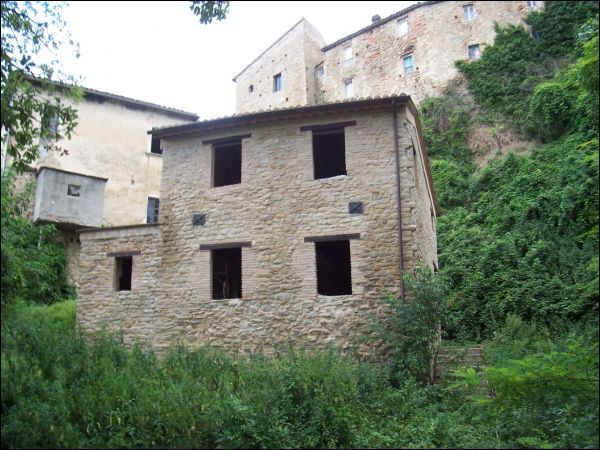 Casa colonica in vendita a Rotella