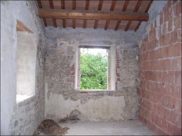 Casa colonica in vendita a Rotella