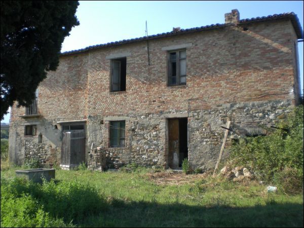 Casa colonica in vendita a Teramo, provincia di Teramo