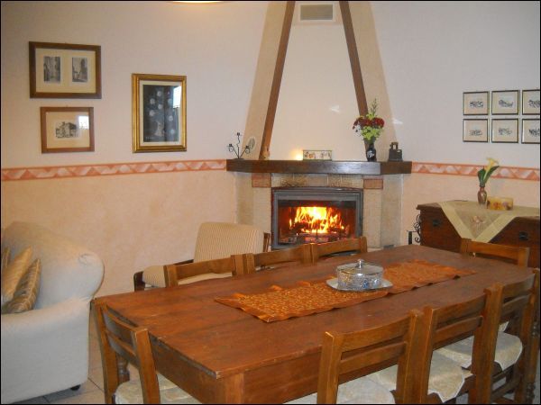 Casa indipendente in vendita a Civitella del Tronto, Villa Lemba