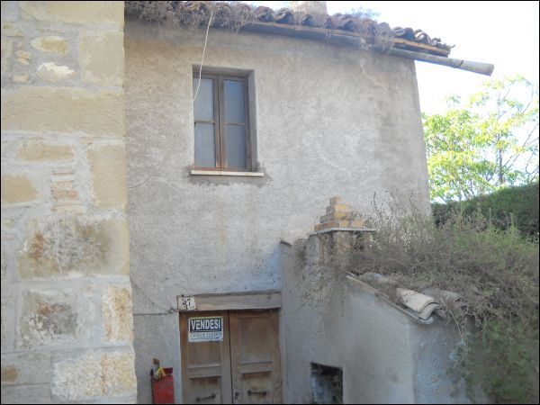 Semindipendente in vendita a Venarotta