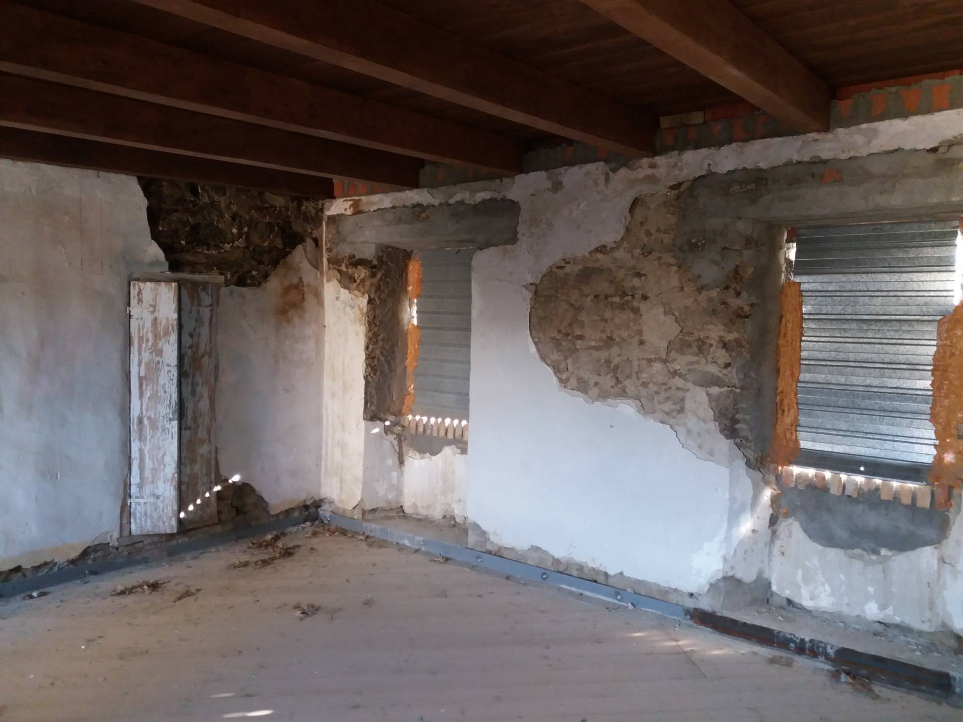 Semindipendente in vendita a Venarotta