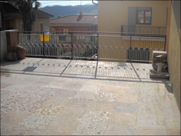 Casa indipendente in vendita a Folignano