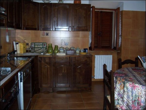 Casa indipendente in vendita a Ascoli Piceno, P.ta Maggiore