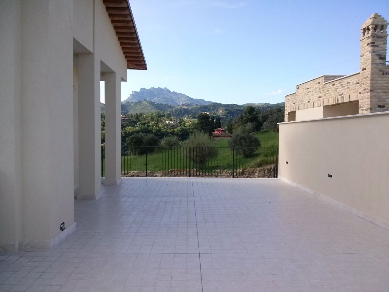 Appartamento in vendita a Ascoli Piceno, Zone limitrofe al centro