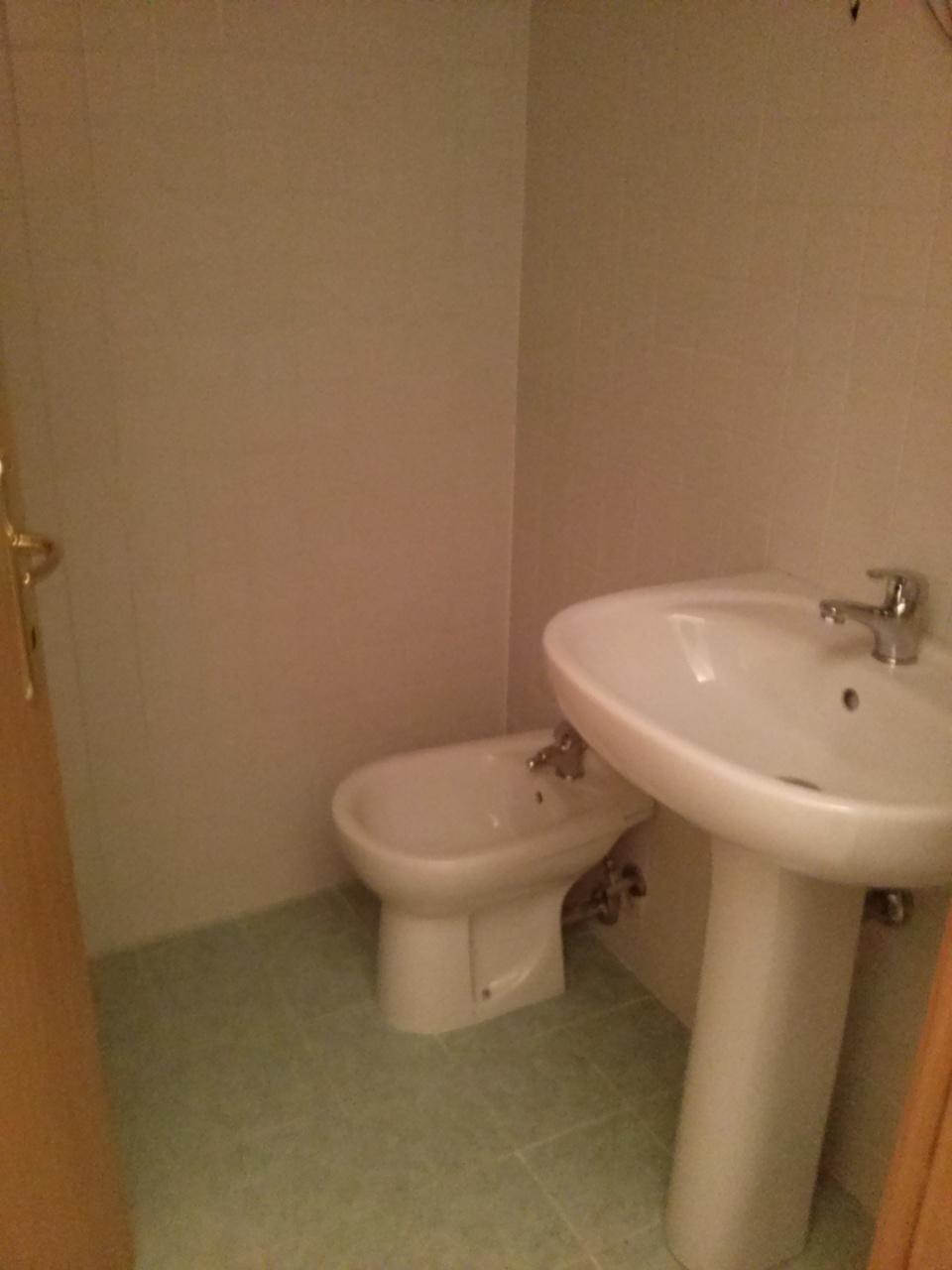 Commerciale in affitto a Ascoli Piceno