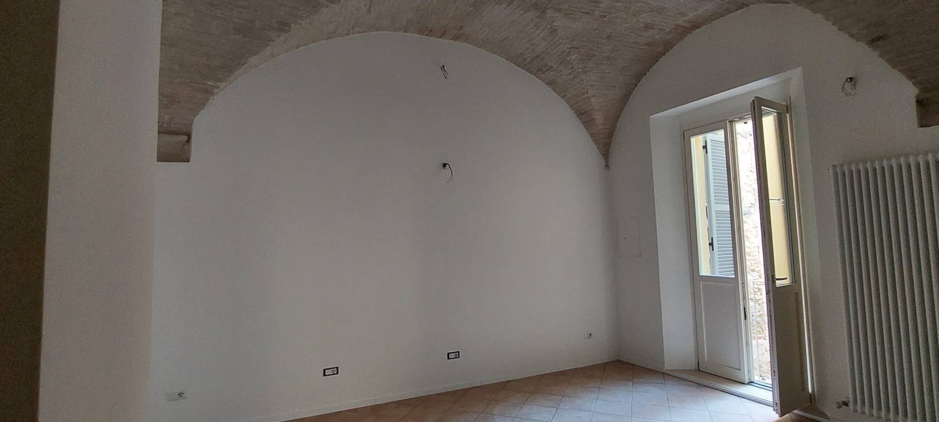 Ufficio in affitto a Ascoli Piceno, Centro Storico