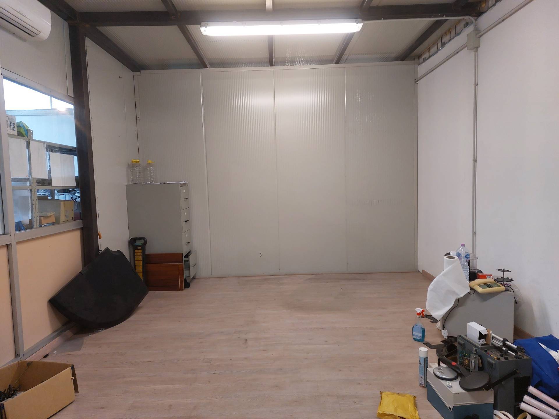 Capannone in vendita a Ascoli Piceno, Zona Castagneti