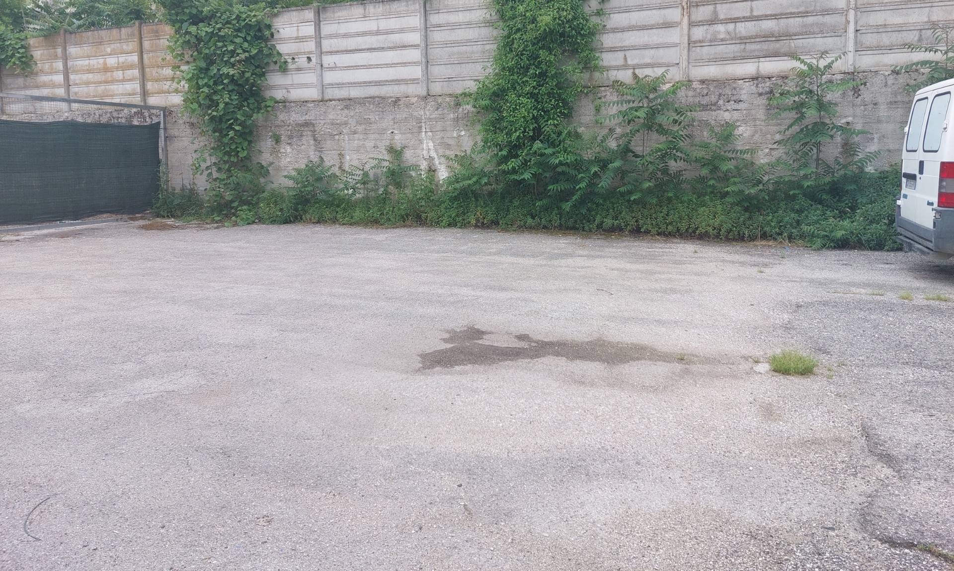 Capannone in vendita a Ascoli Piceno, Zona Castagneti