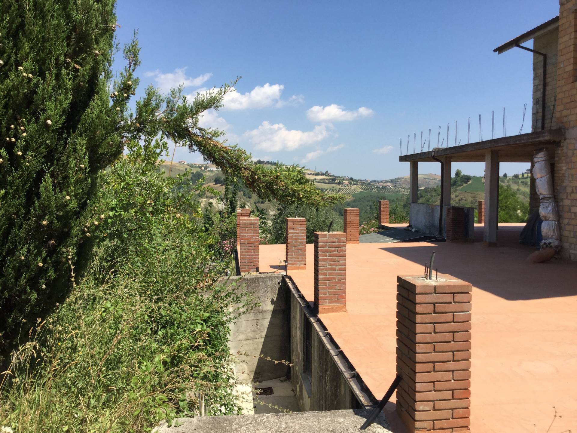Villa in vendita a Ascoli Piceno, Monticelli Alto