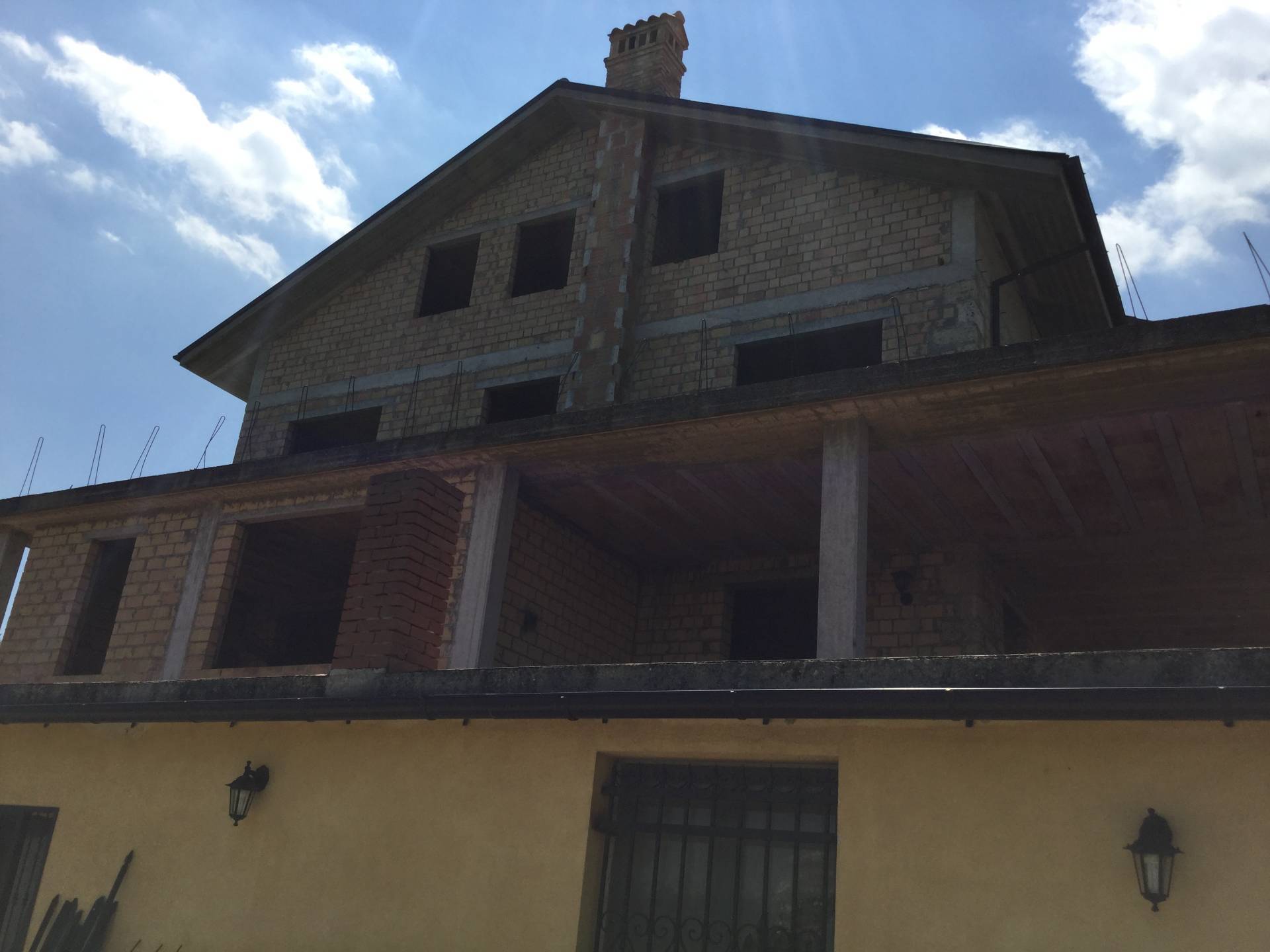 Villa in vendita a Ascoli Piceno, Monticelli Alto