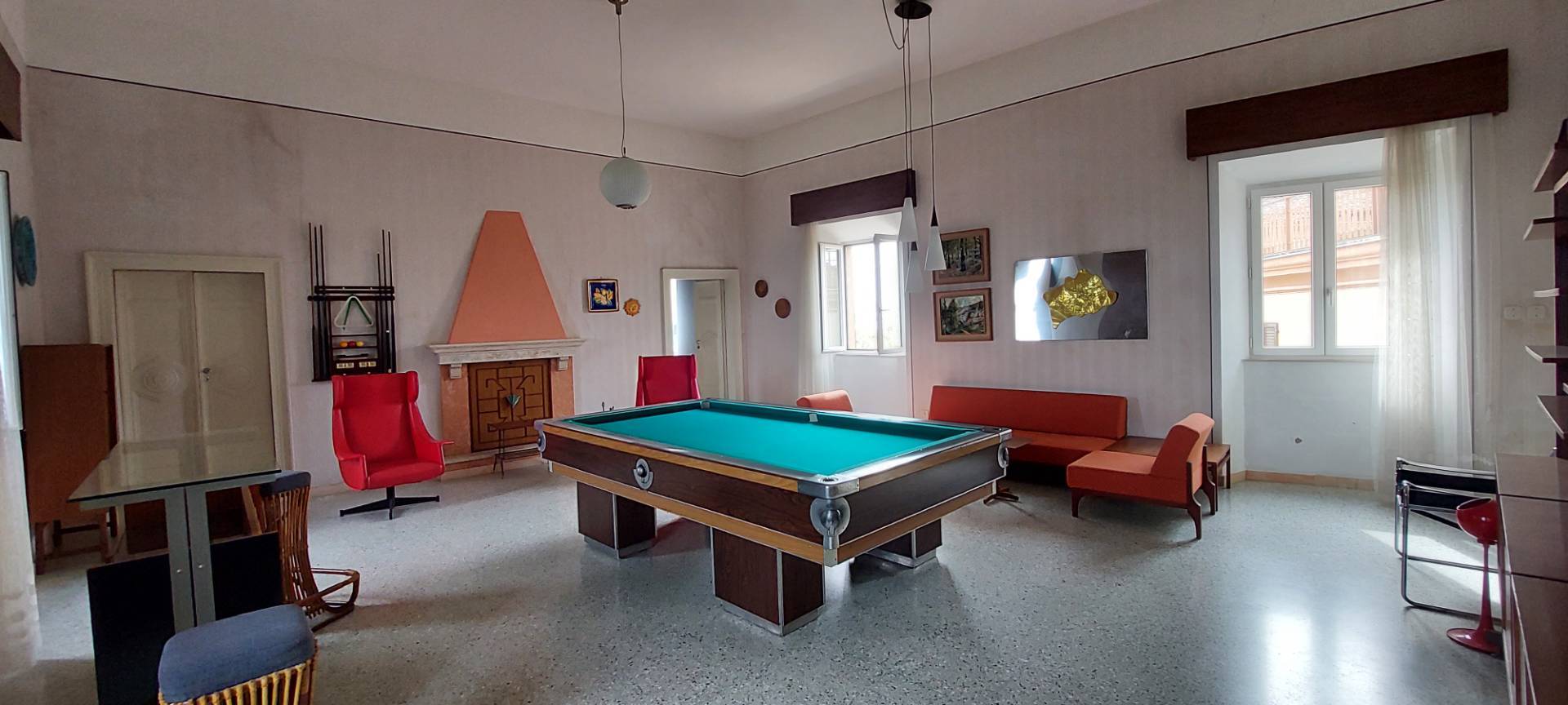 Palazzina / stabile in vendita a Montedinove