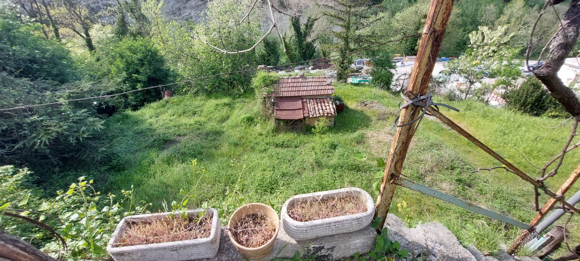 Casa singola in vendita a Ascoli Piceno, Mozzano