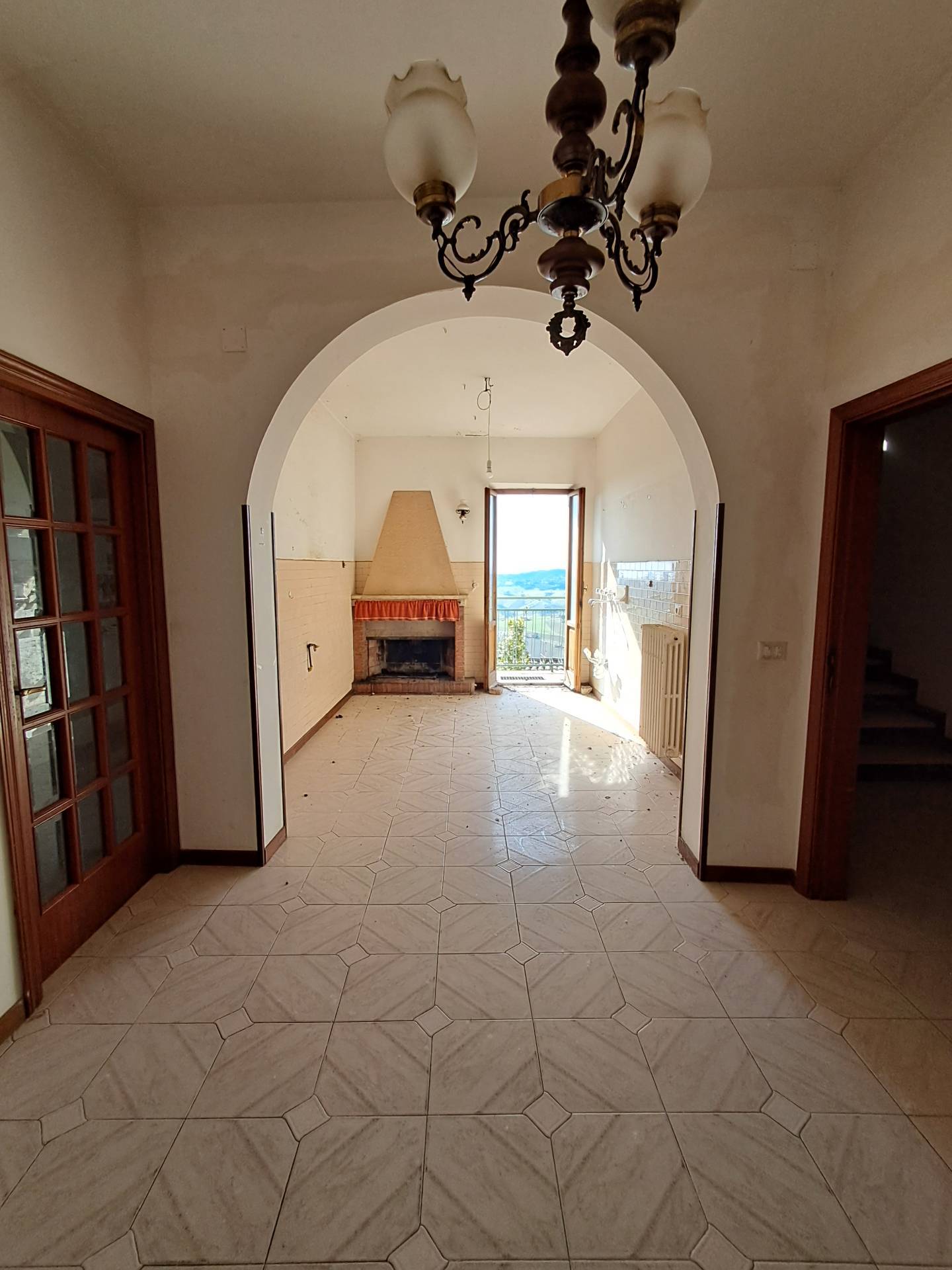 Casa indipendente in vendita a Montedinove