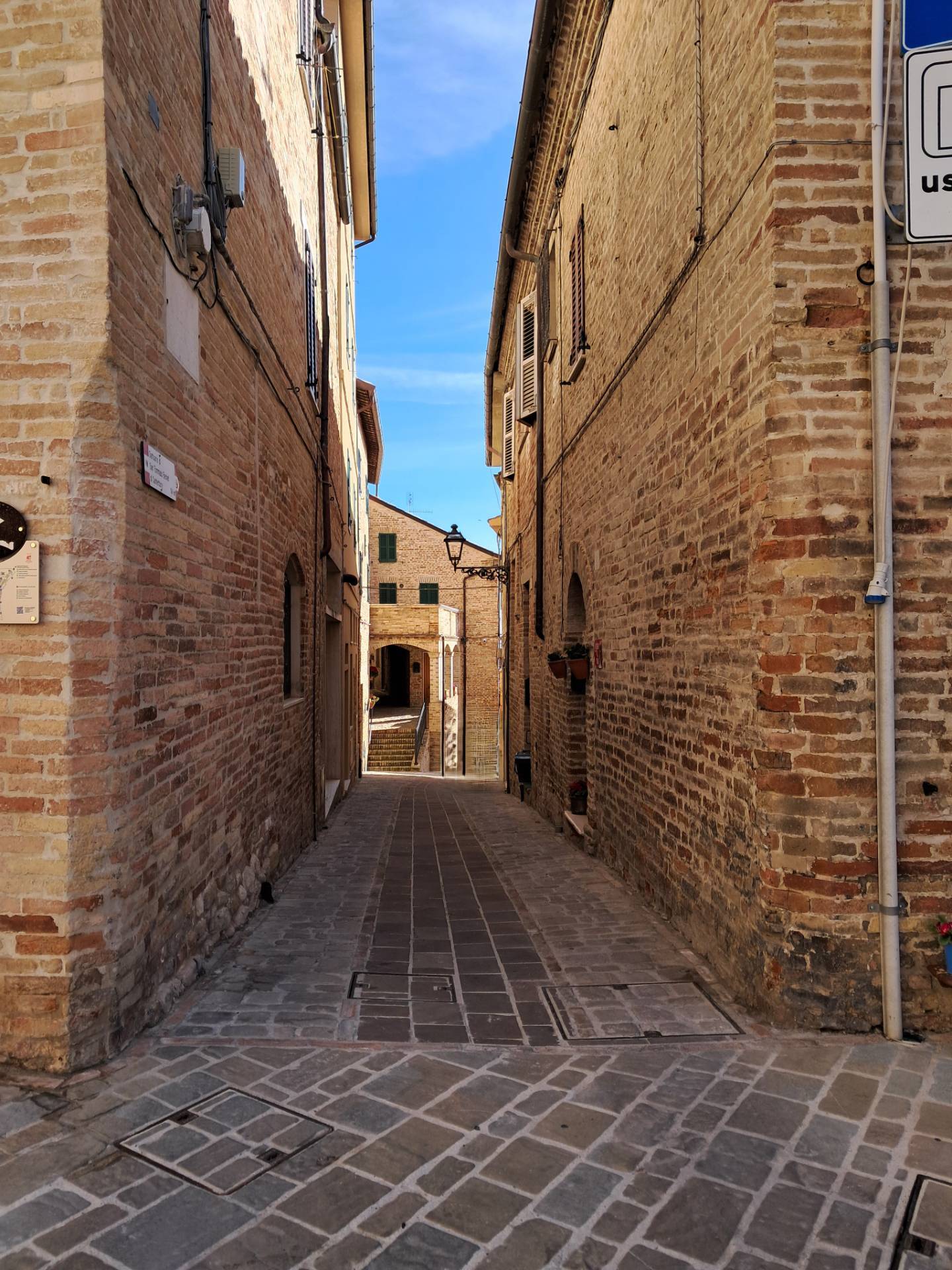 Casa indipendente in vendita a Montedinove