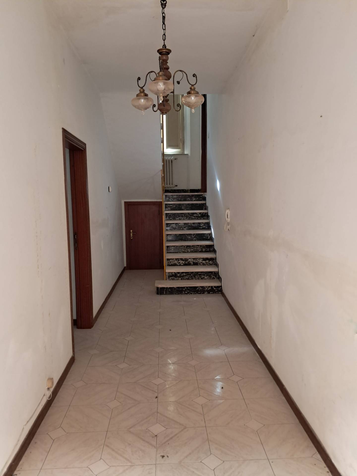 Casa indipendente in vendita a Montedinove