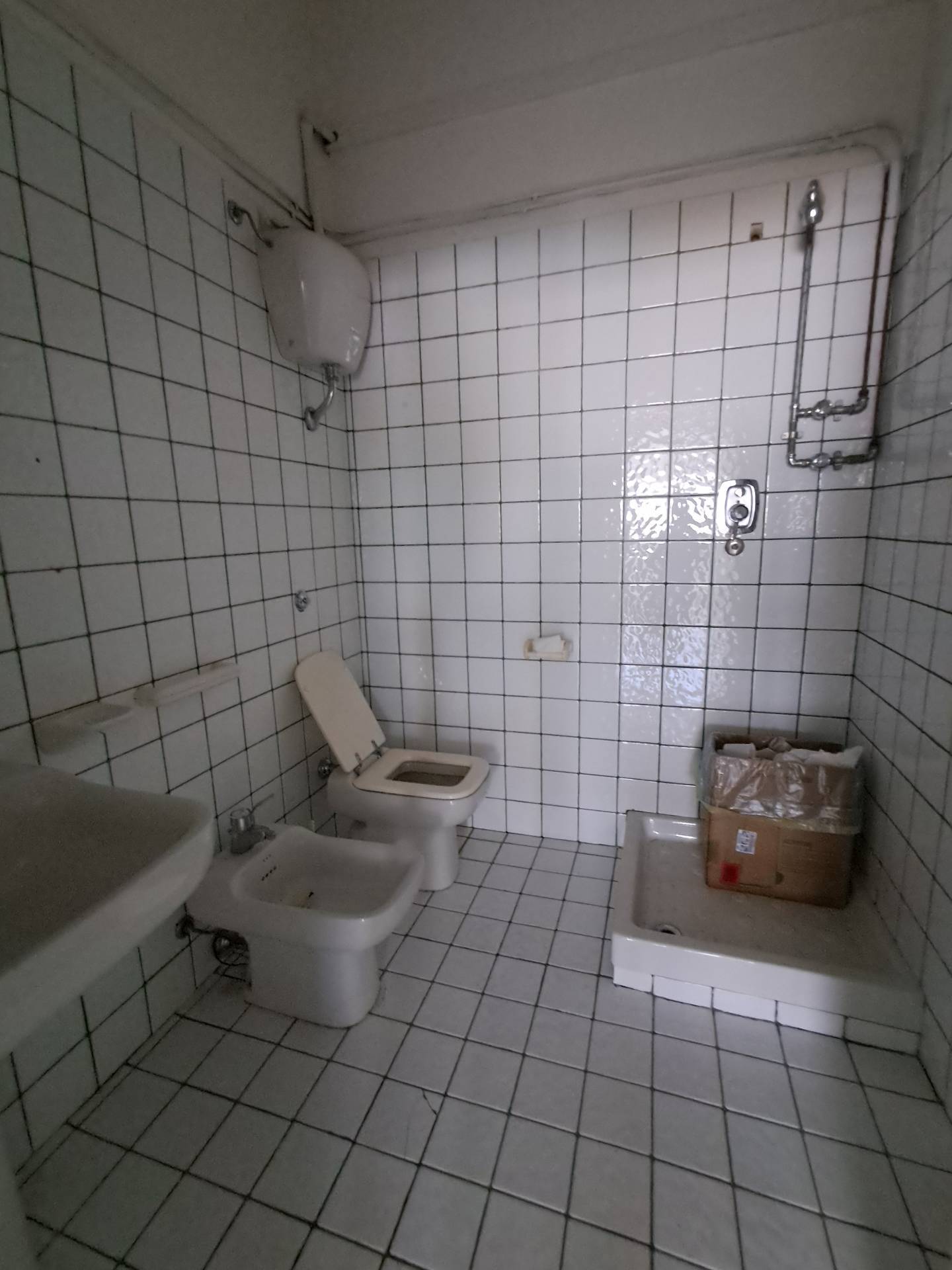 Studio/Ufficio in affitto a Ascoli Piceno, V.le del Commercio