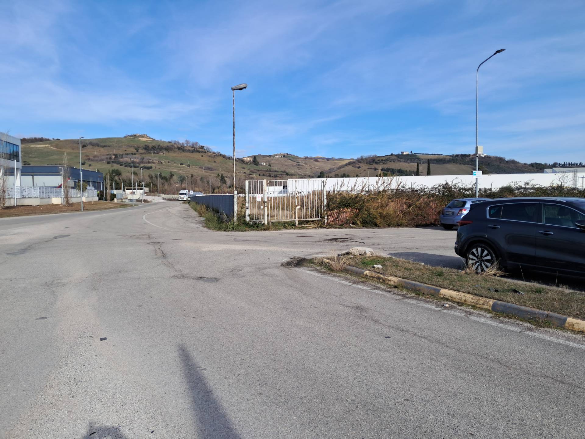 Terreno edificabile in vendita a Ascoli Piceno, Campolungo