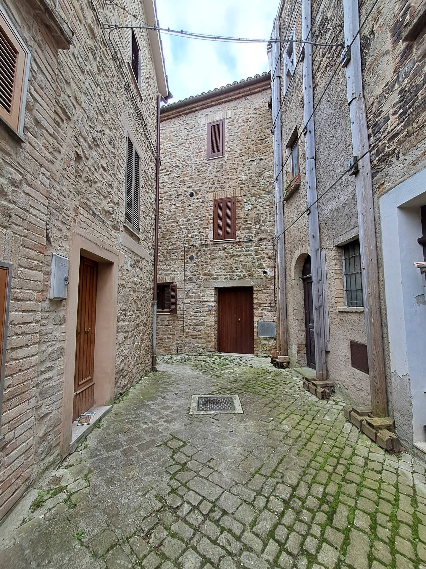 Casa indipendente in vendita a Rotella